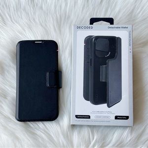 SOLD Decoded iPhone 15 Pro Leather Detachable Wallet in Black